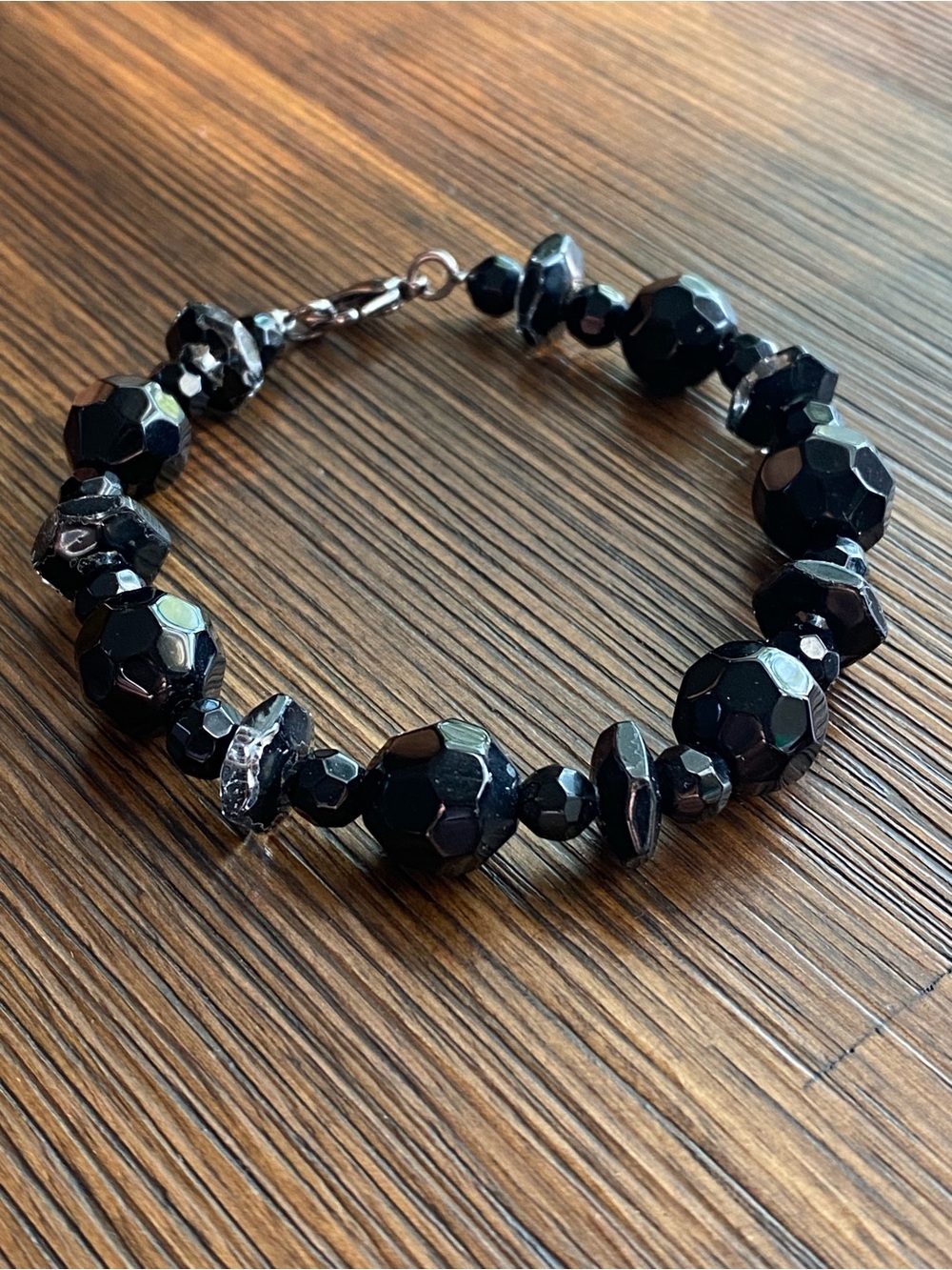 Faceted black beaded bracelet 8”